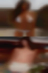 Woman looking for threesome