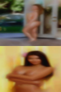 Ski and a few women nude others.