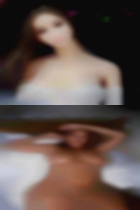 As men looking at pussy the club i type this.