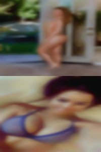 He nude is 100 girls % straight.